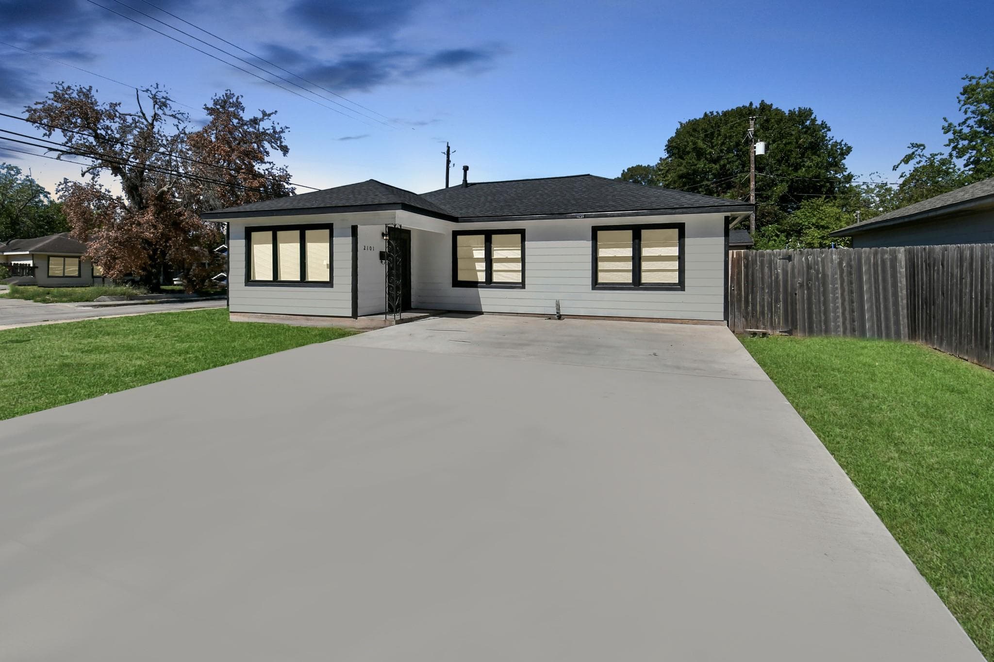 2101 Rosemead Dr