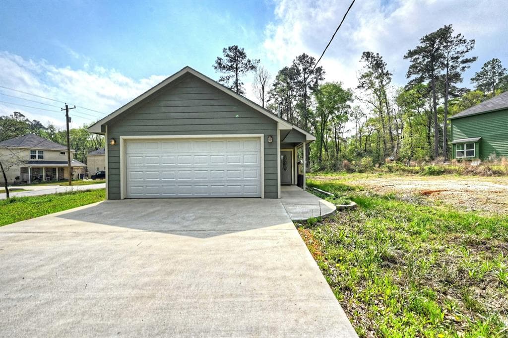 4674 Ben Milam Rd