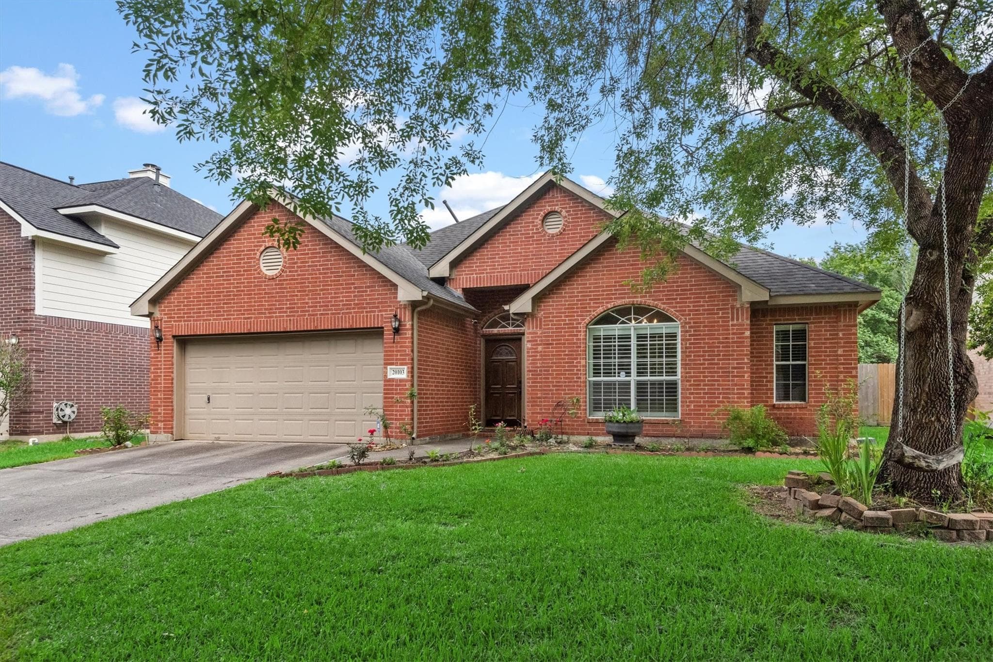 Main property image