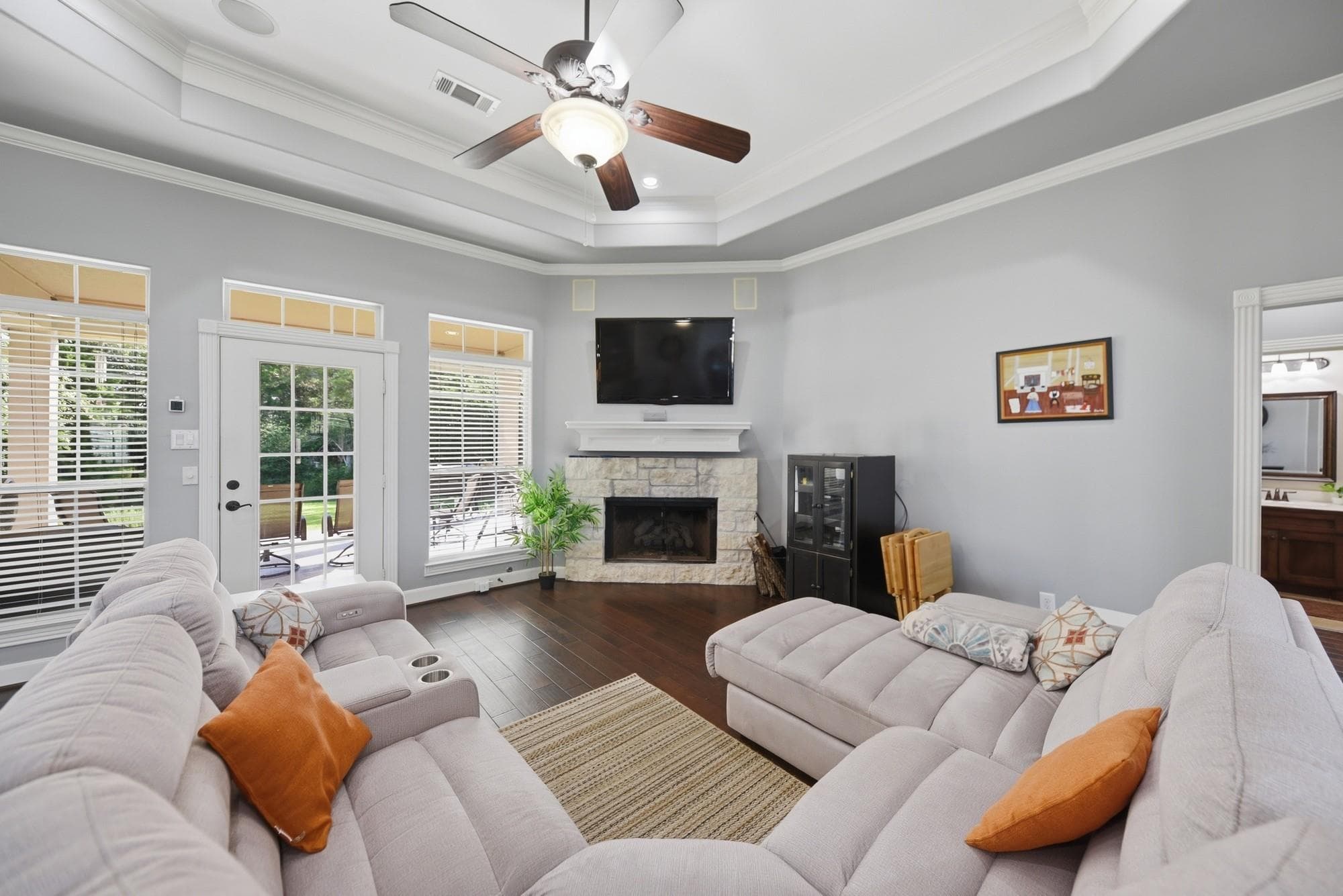 Gallery image 3