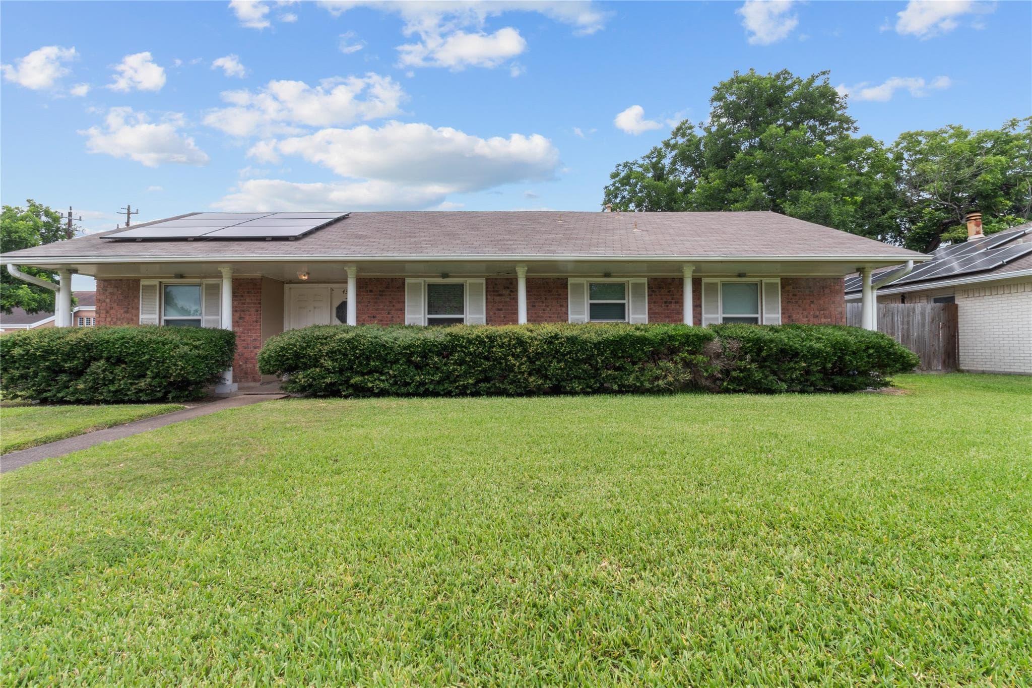 Main property image