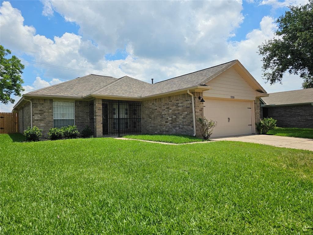 5938 Berkridge Dr