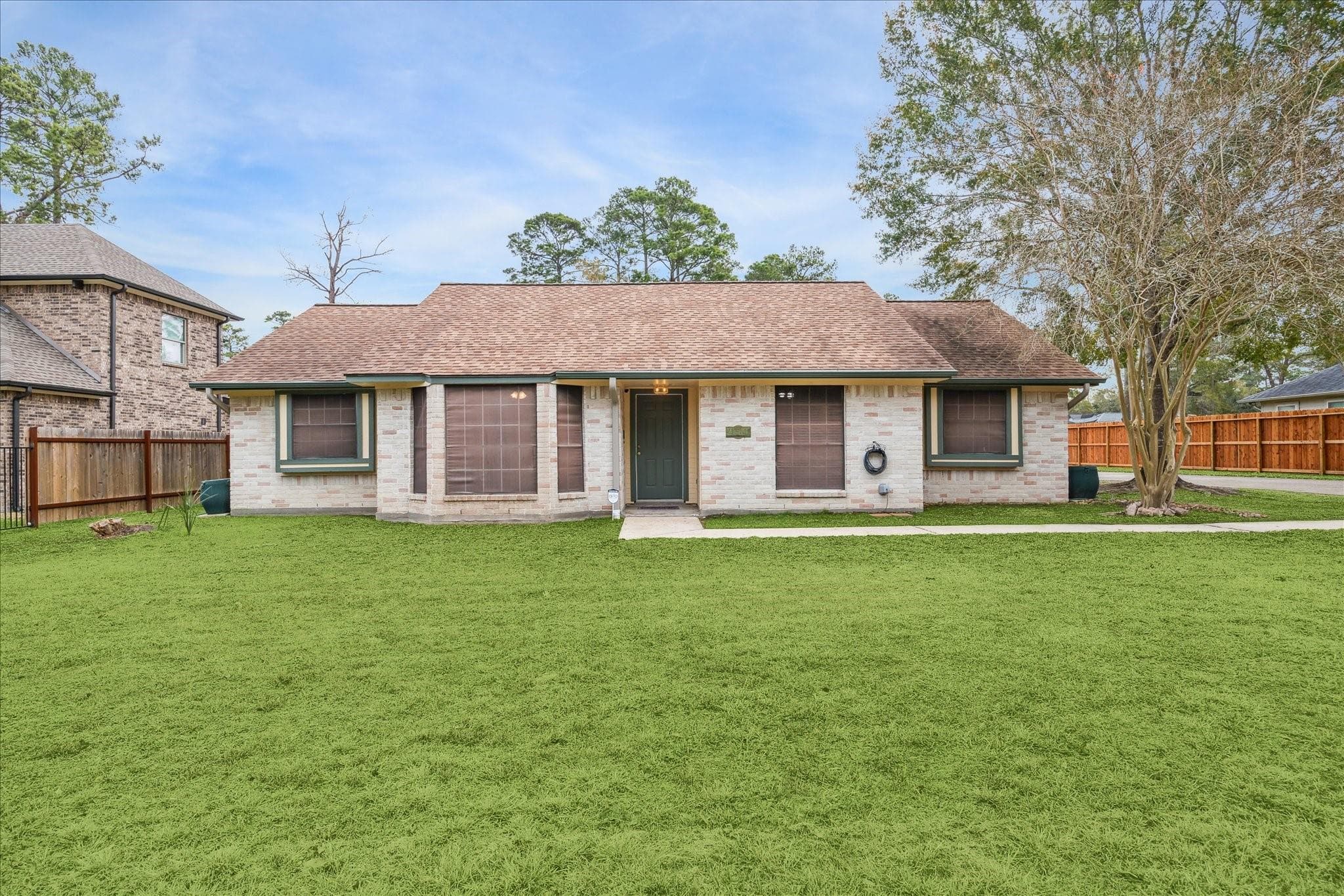 21514 Lee Rd