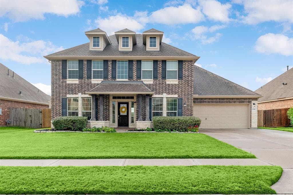 12014 Obsidian Ln