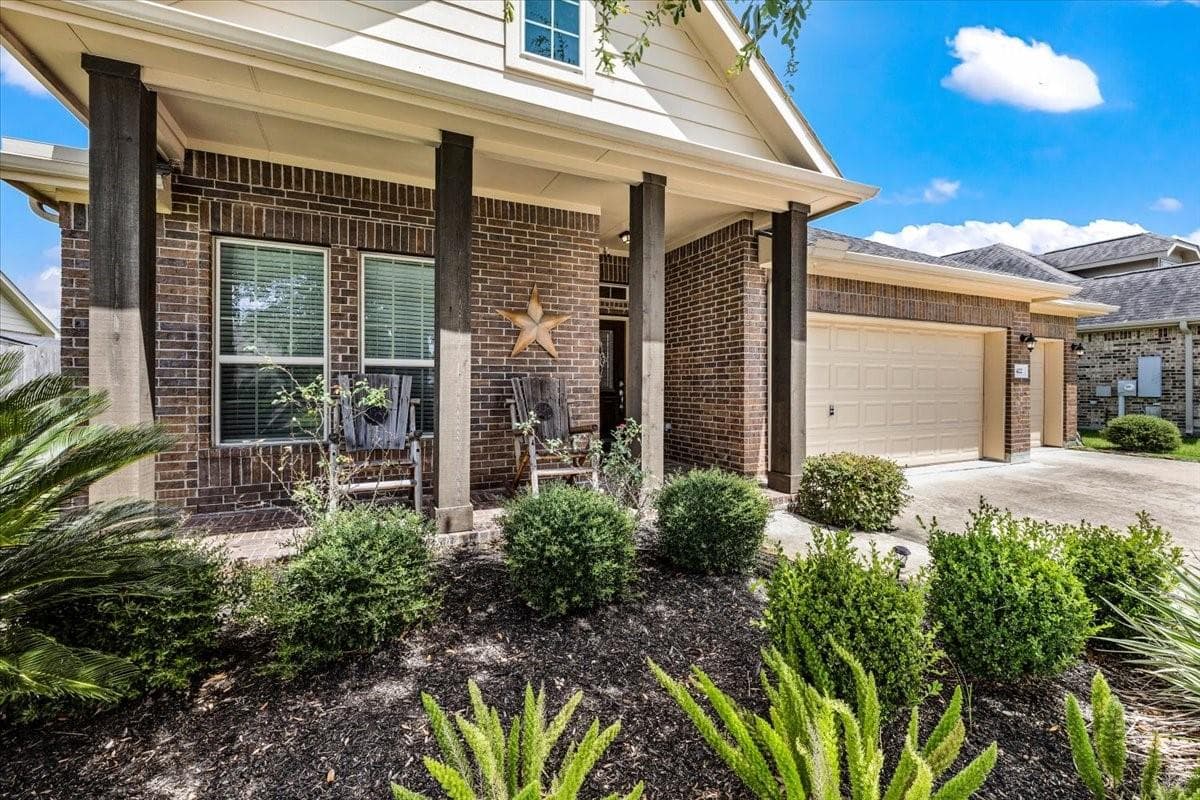 Main property image