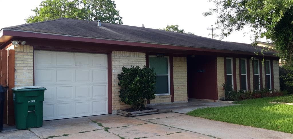 3806 Tidewater Dr