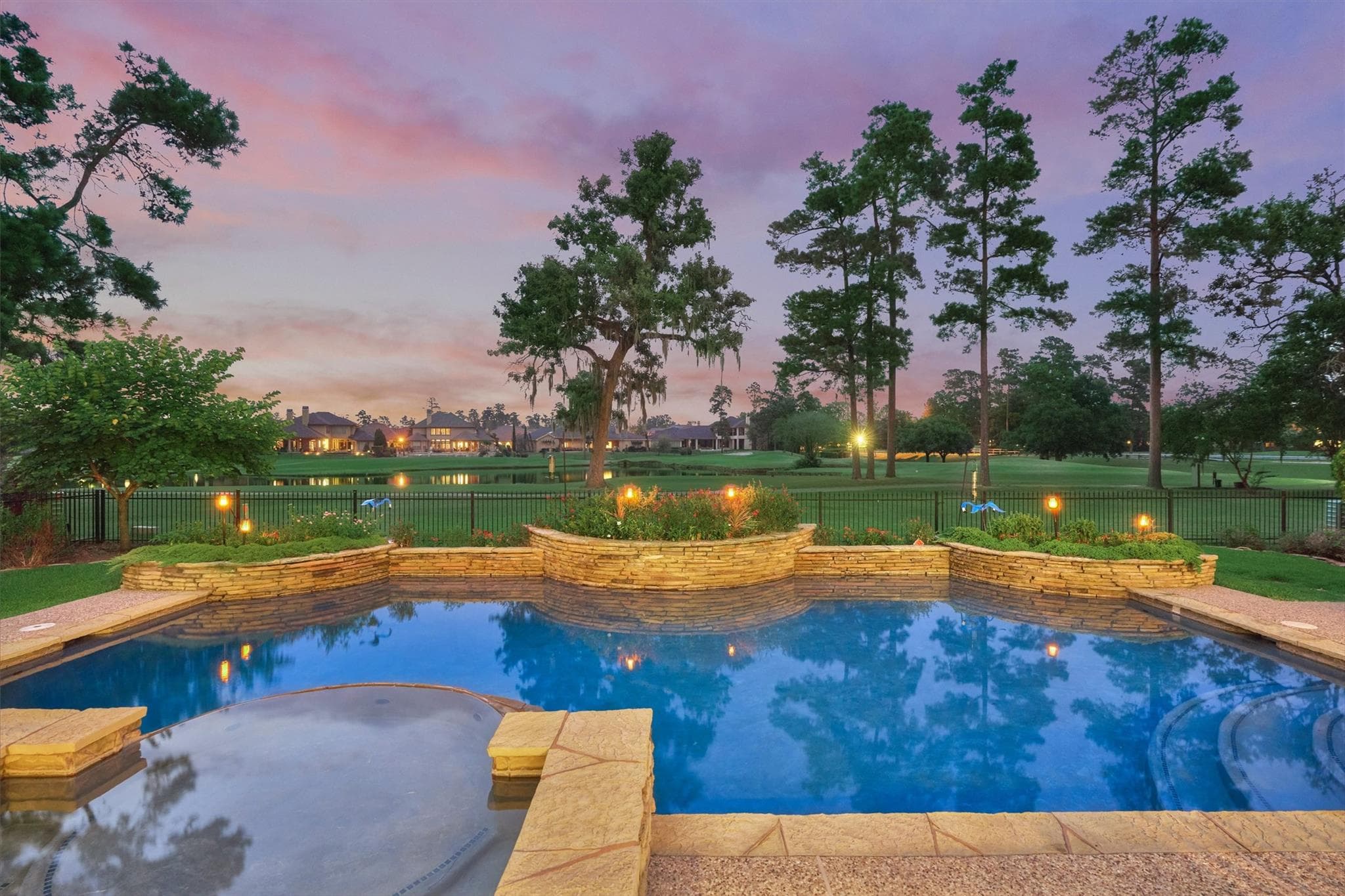 Main property image