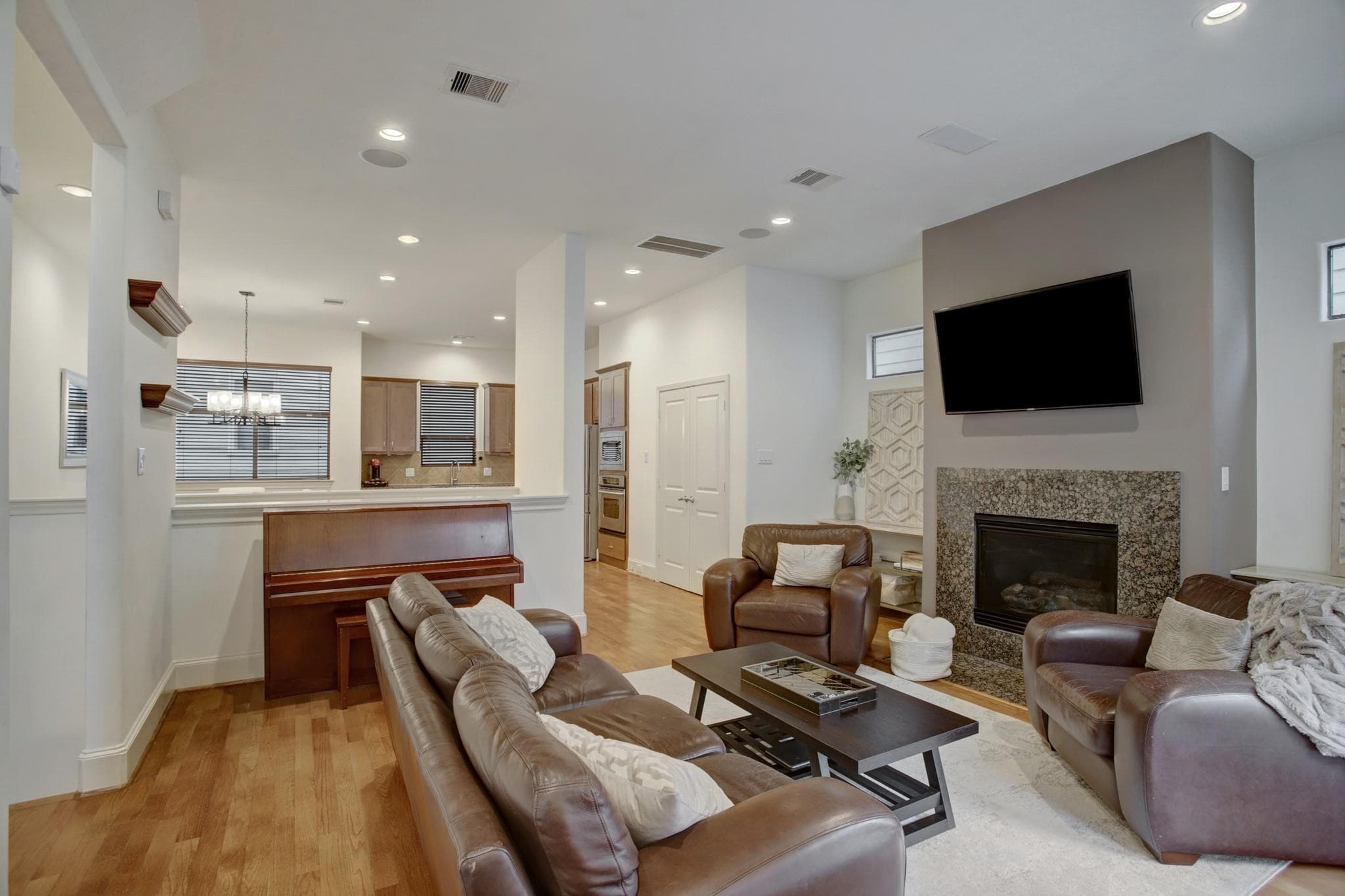 Gallery image 4