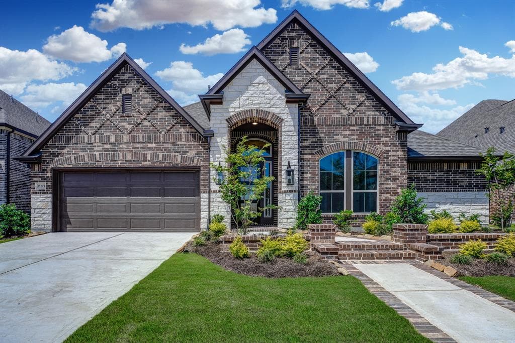 Main property image