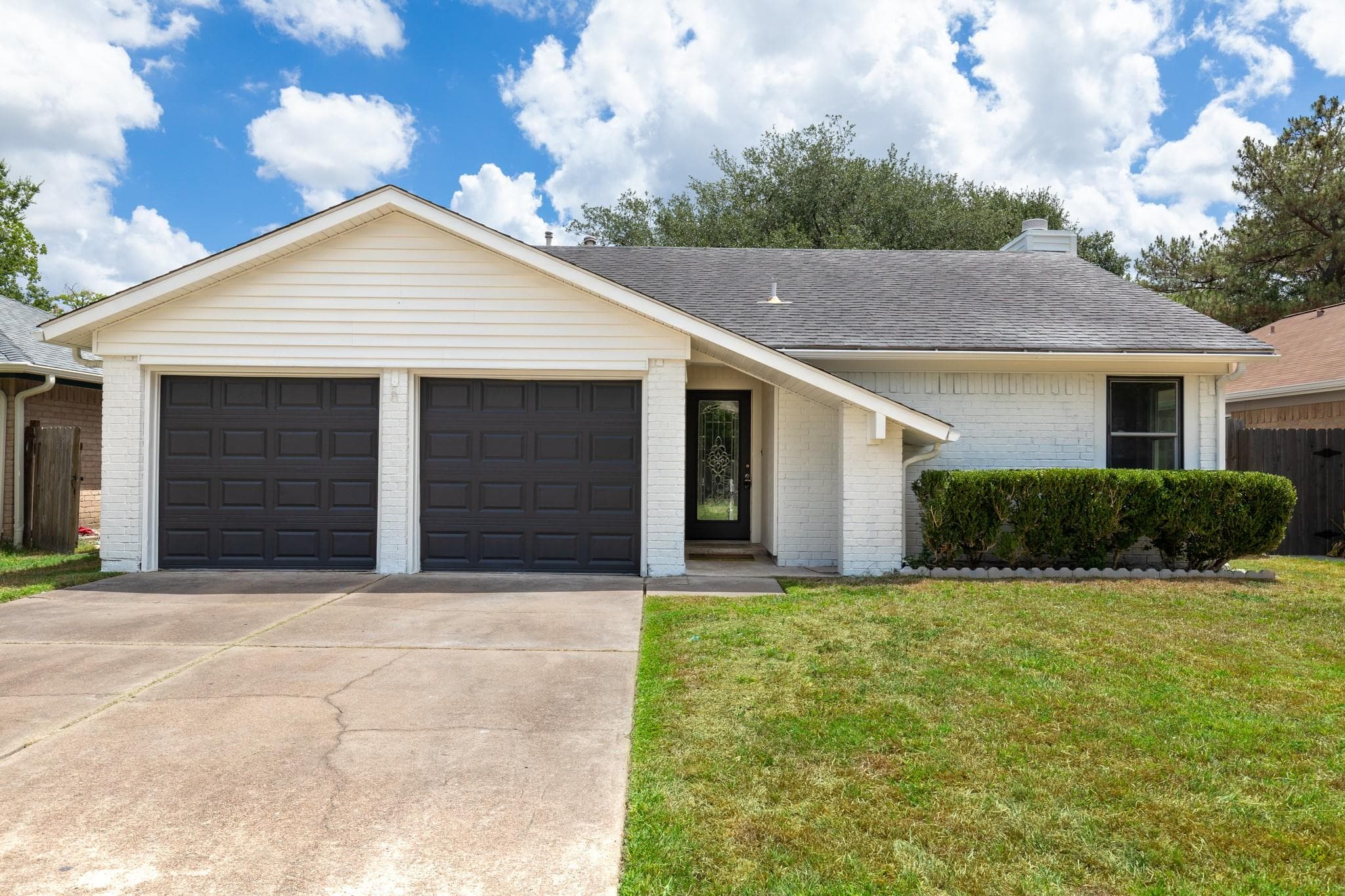 Main property image