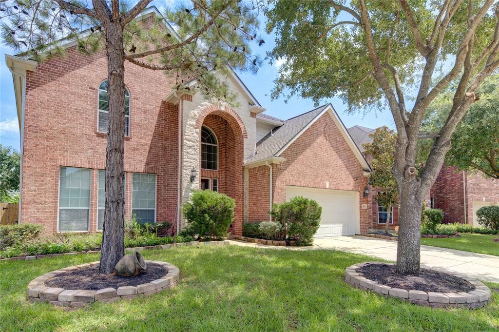 3715 Quail Springs Ln
