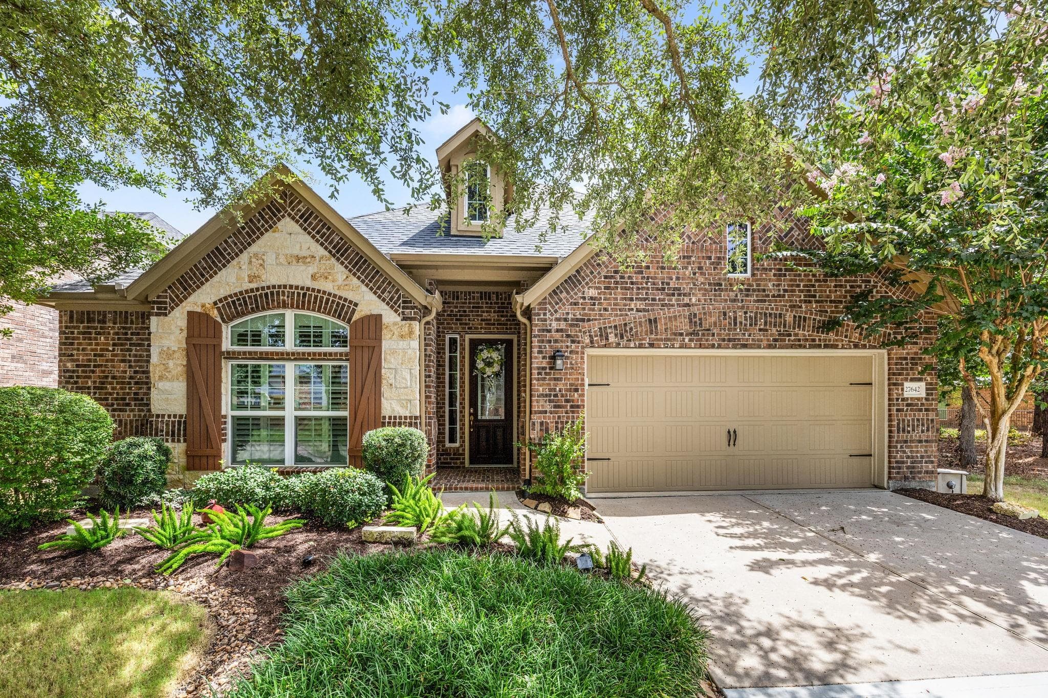 27642 Linden Ridge Ln