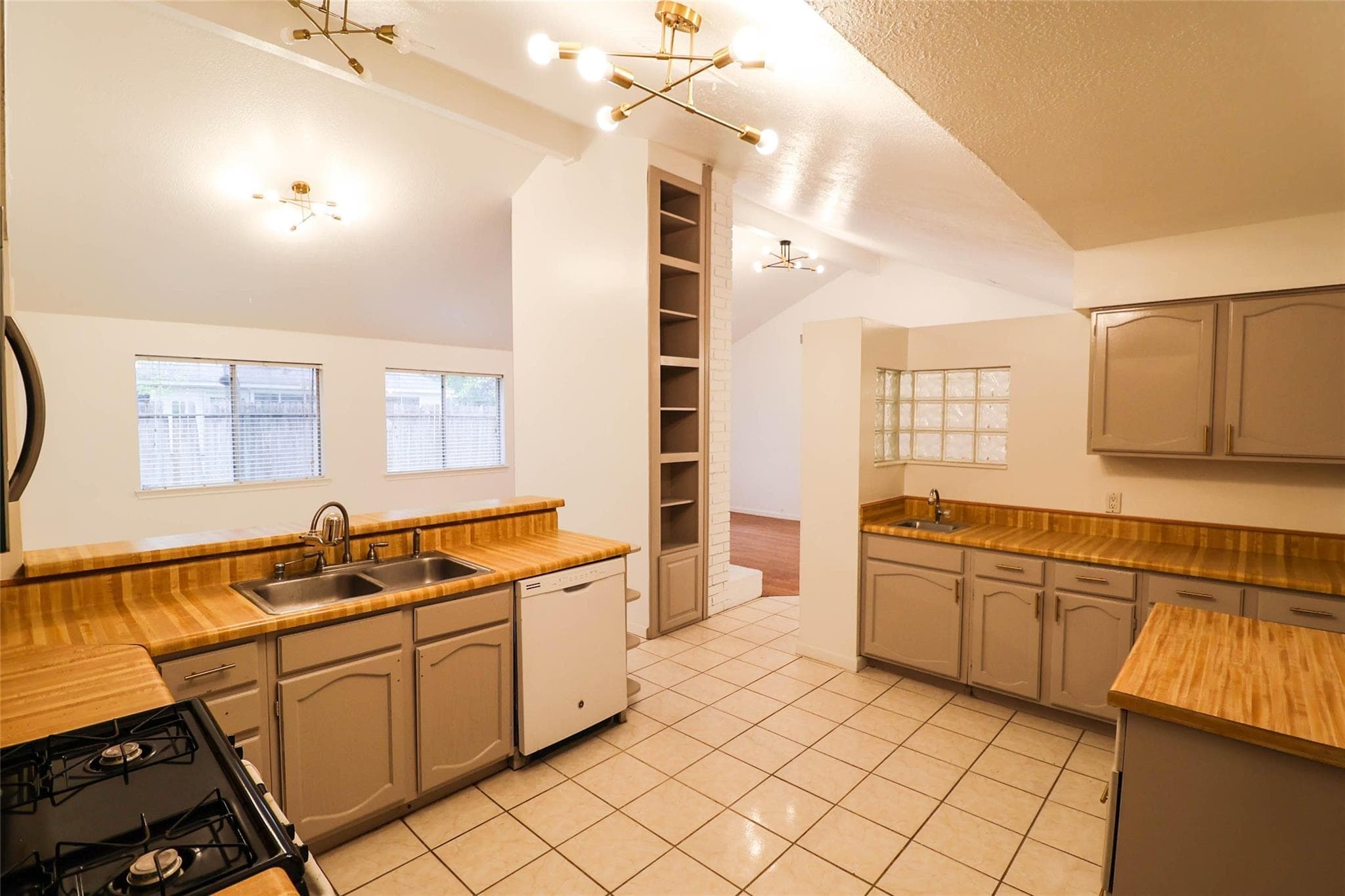 22723 Timber Dust Cir