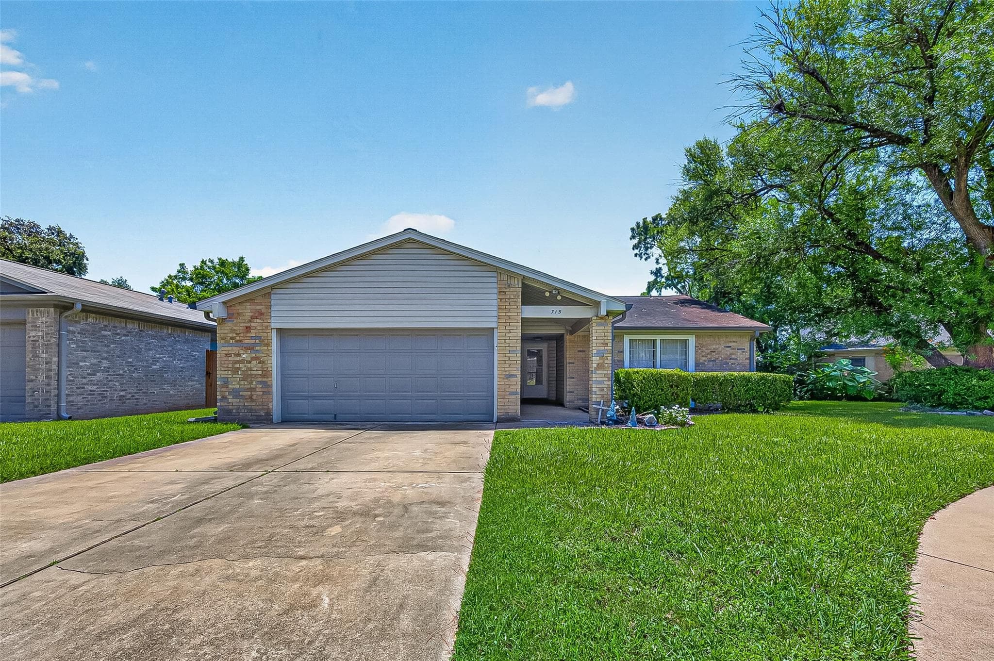 715 N Fork Ct
