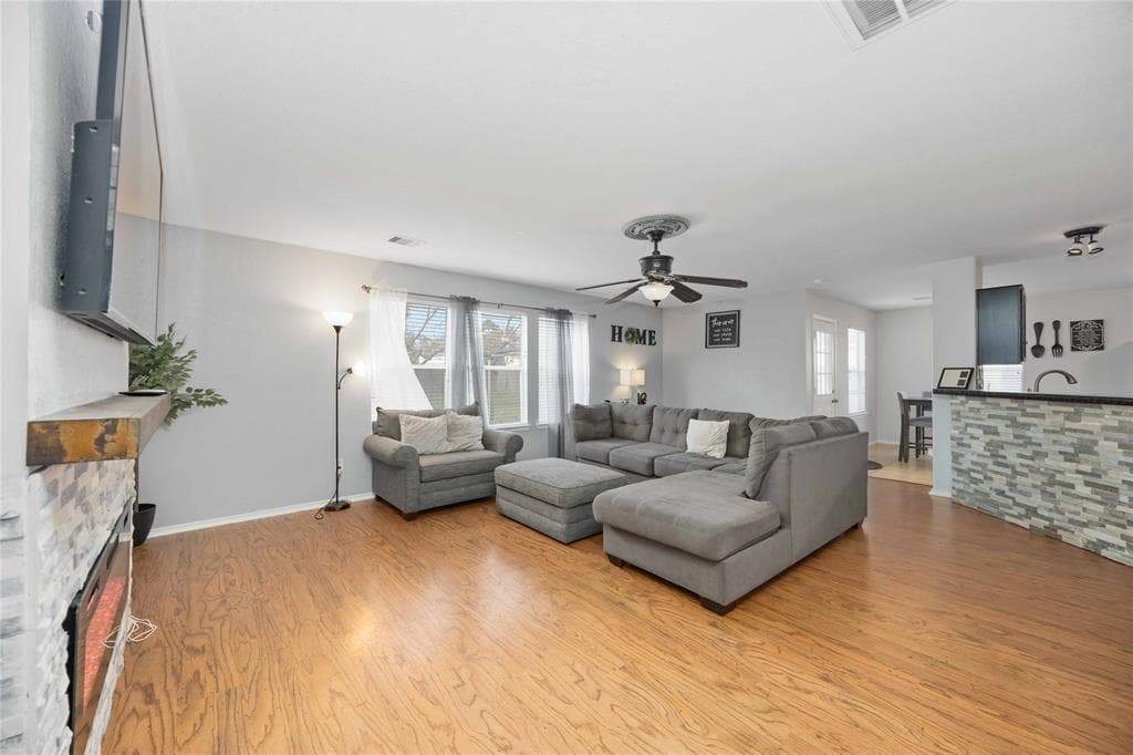 Gallery image 3