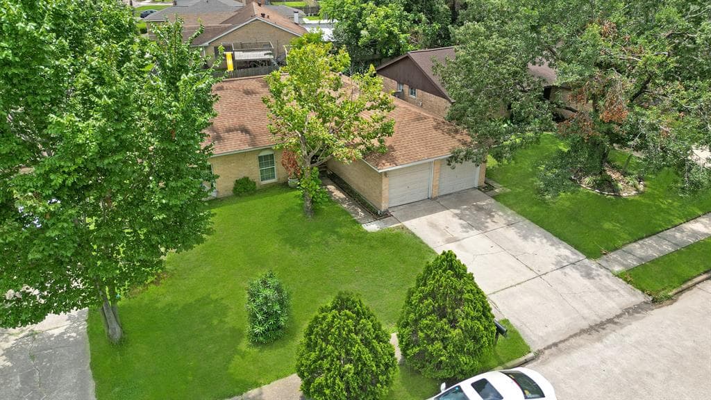 1446 Castle Glen Dr