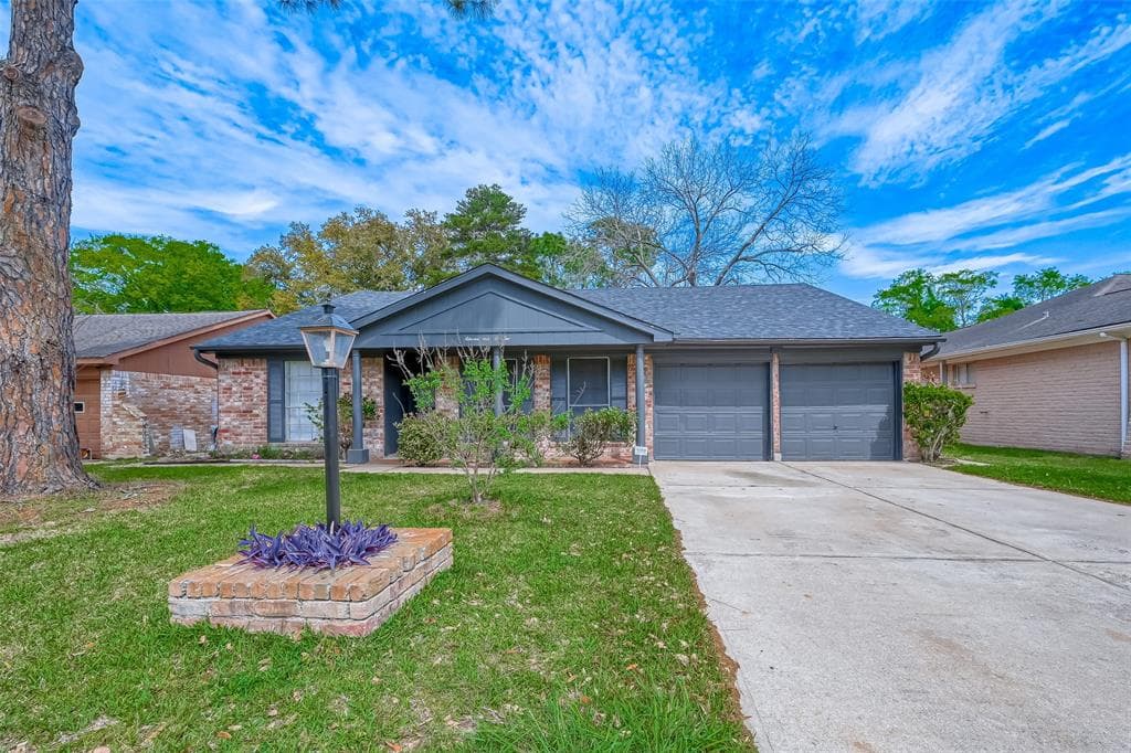 11602 Plumbrook Dr