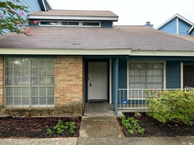 1939 Country Village Blvd