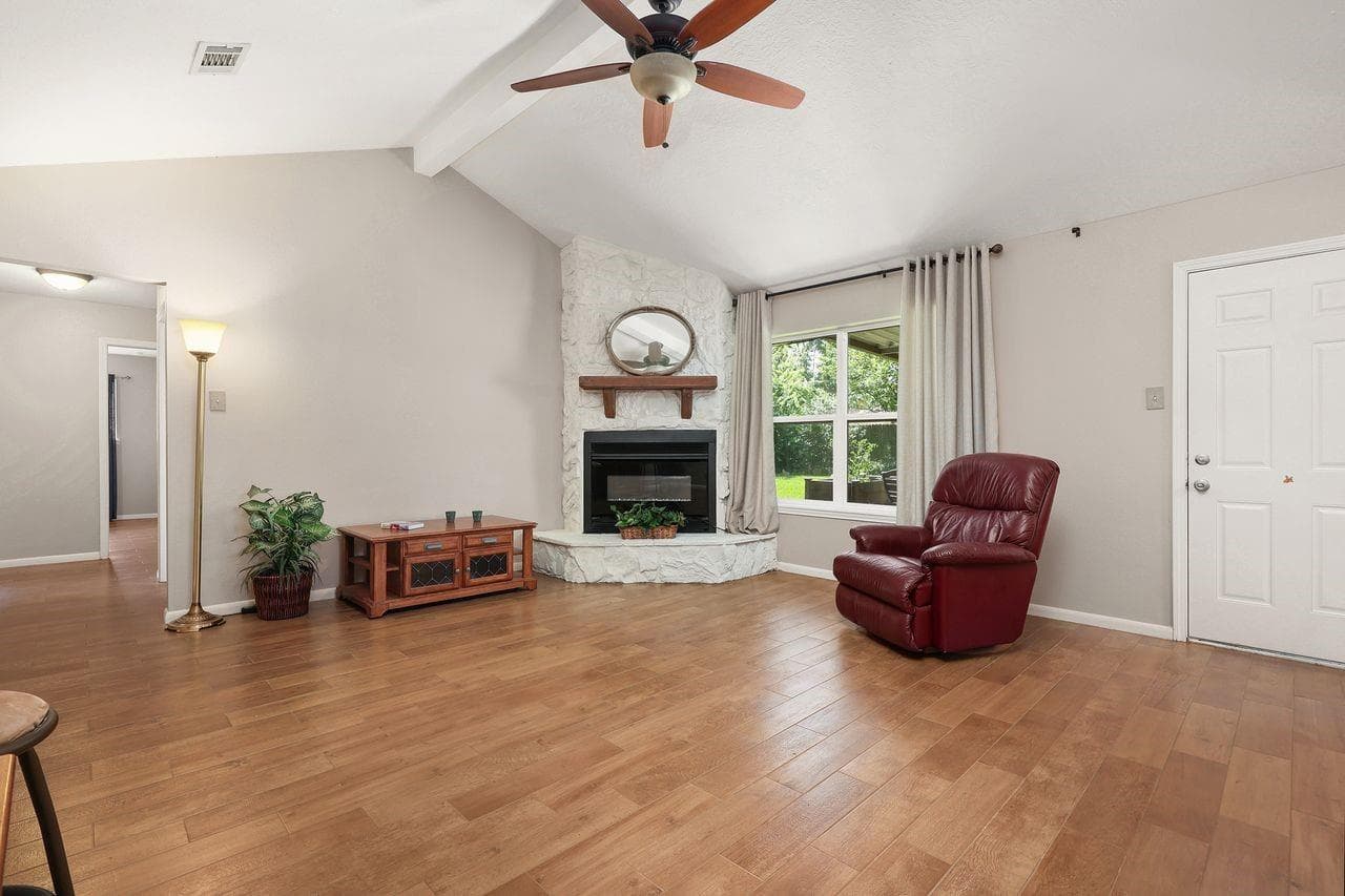 Gallery image 3