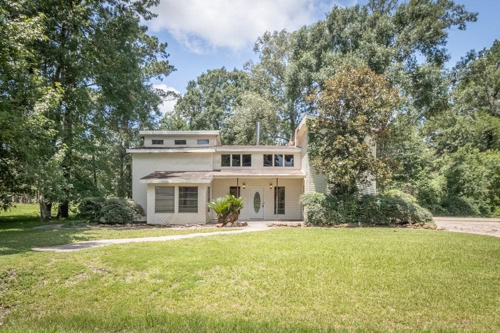 13119 Live Oak Ln
