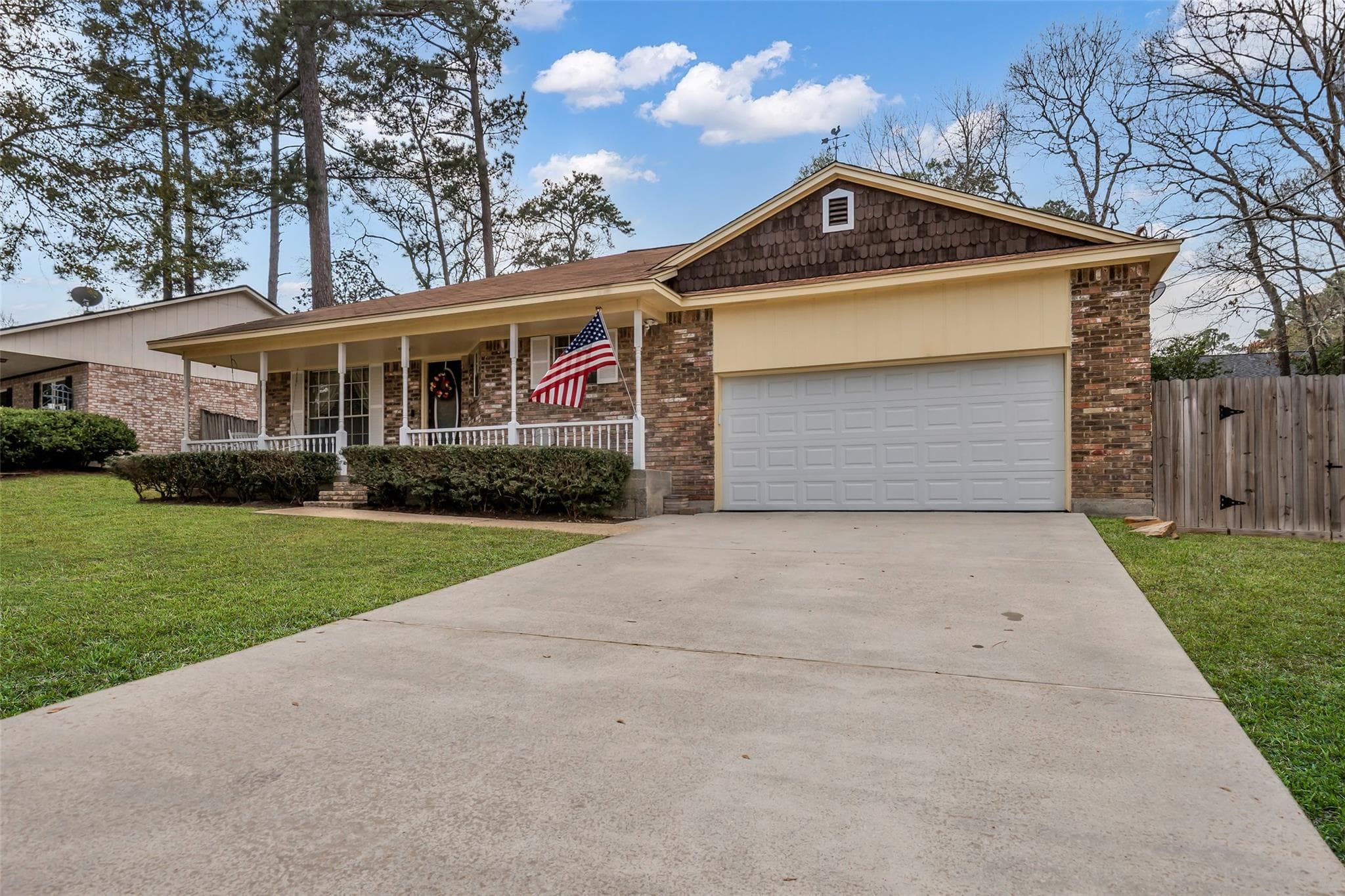 156 Thunderbird Dr