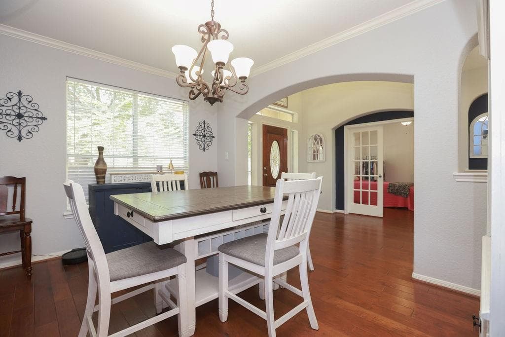 Gallery image 4