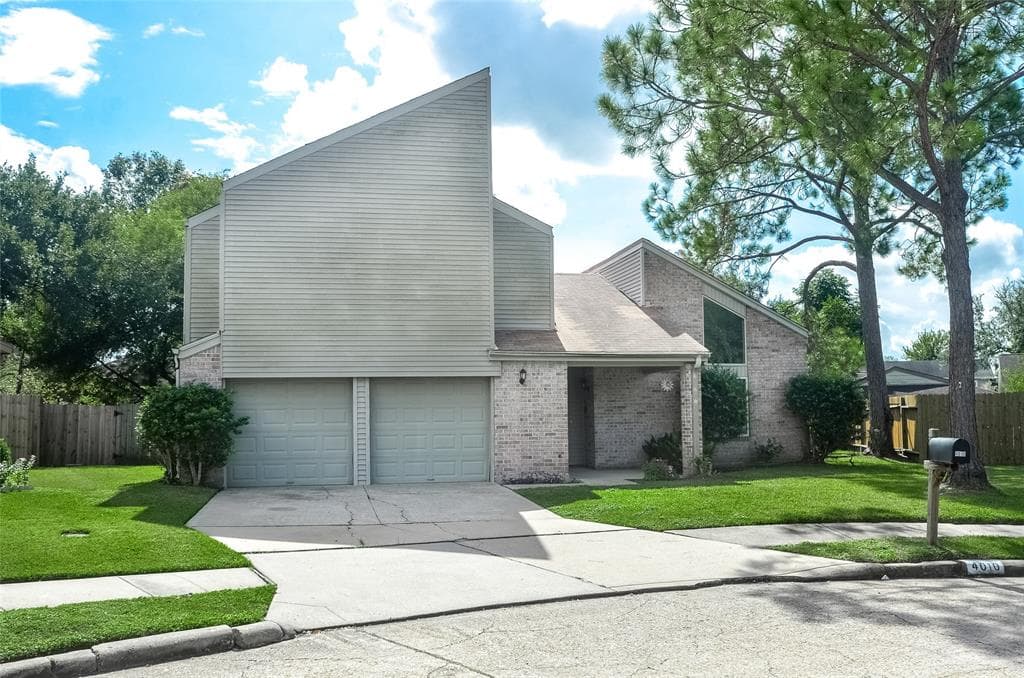 4010 Cedar Ridge Ct