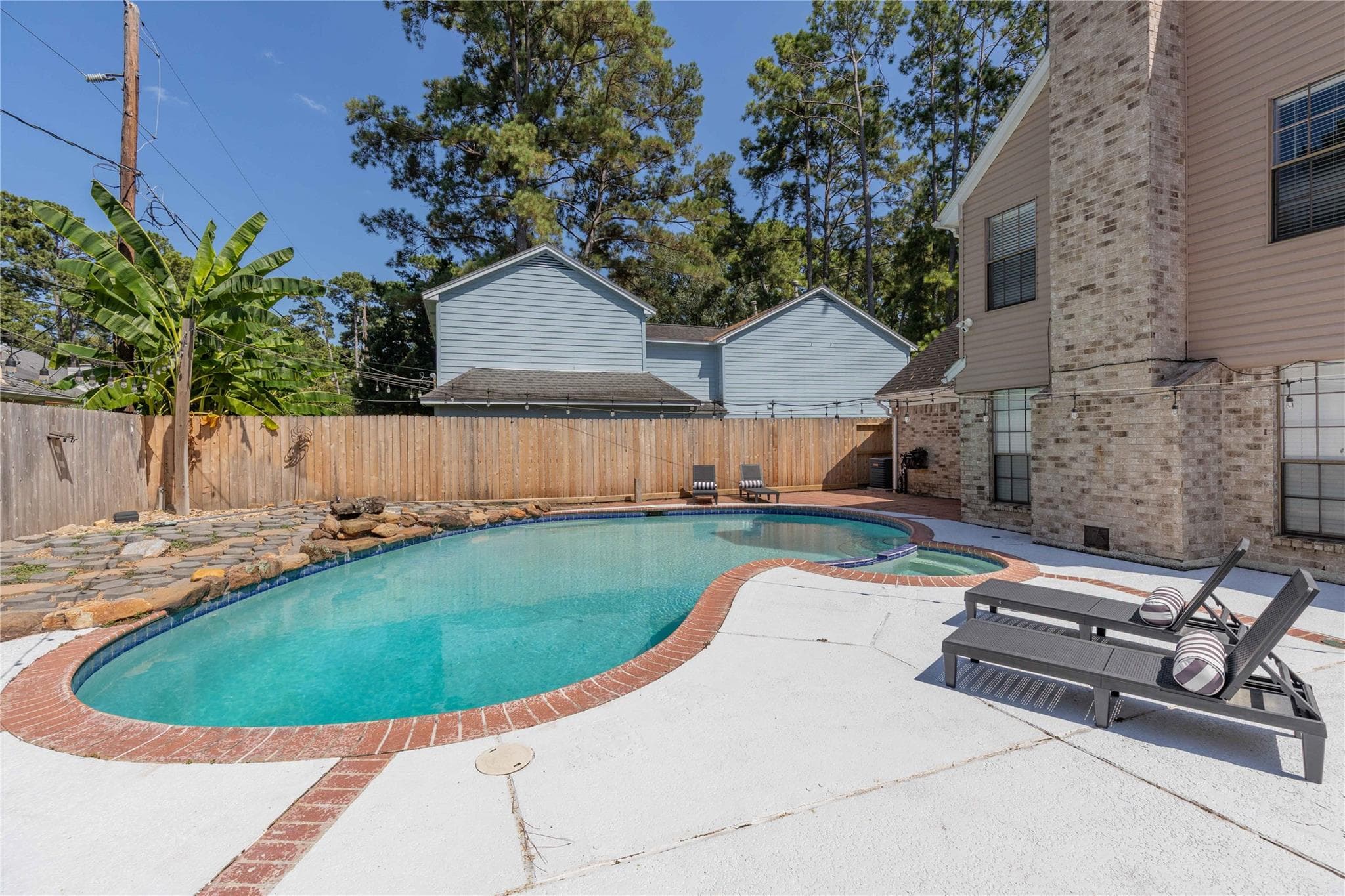 12911 Cluster Pine Dr