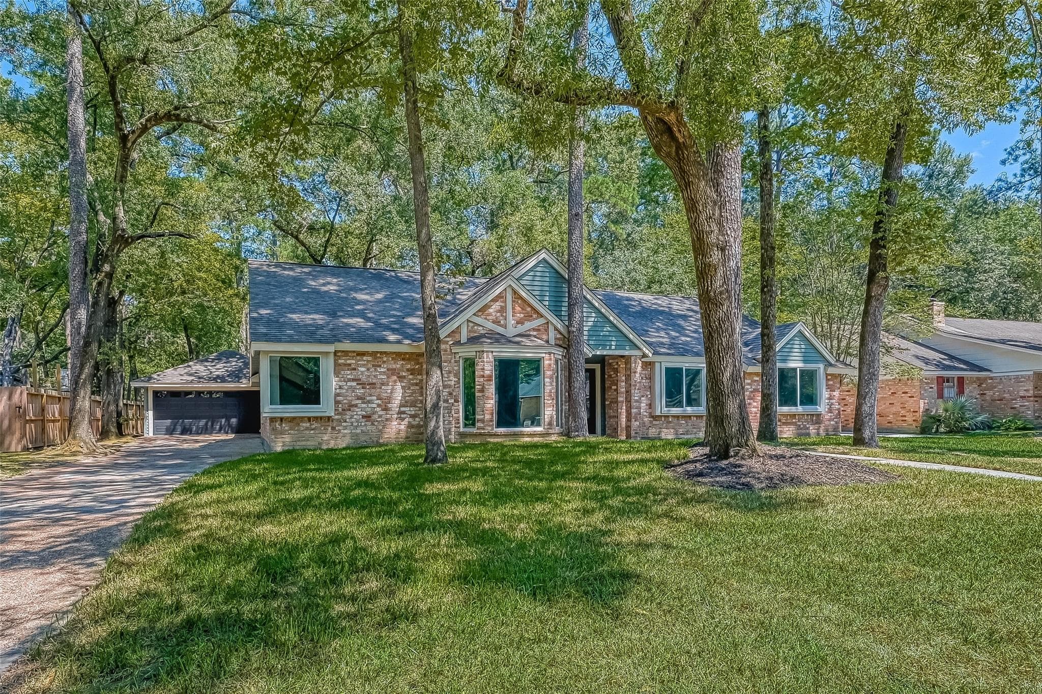 2115 Thousand Pines Dr