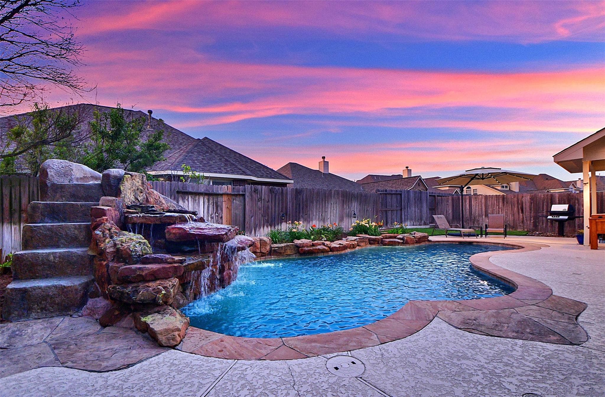 Main property image