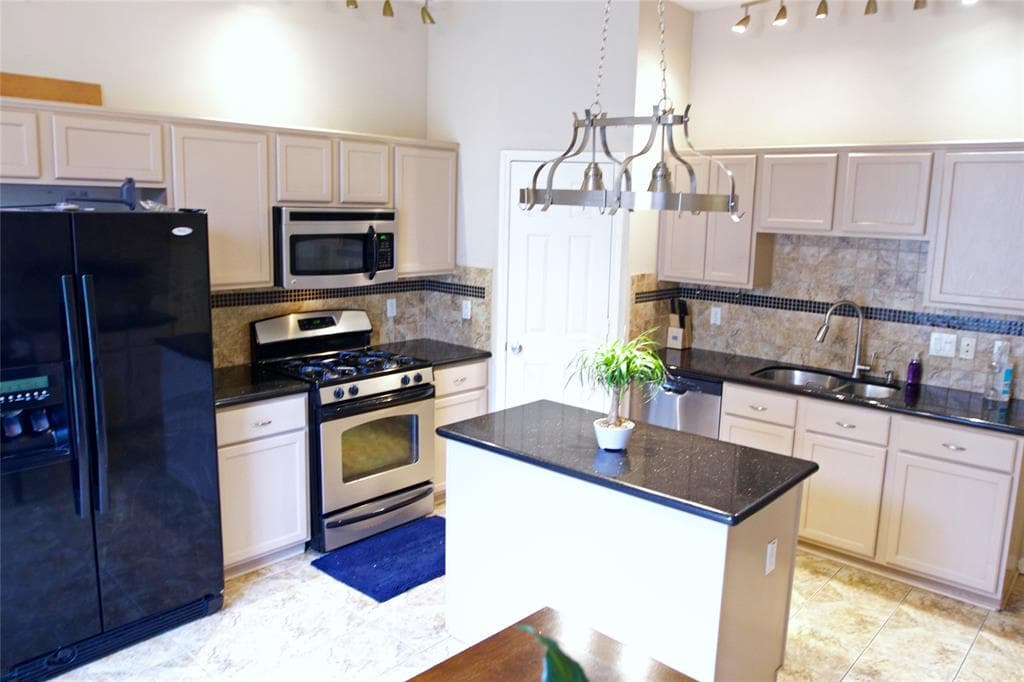 Gallery image 2