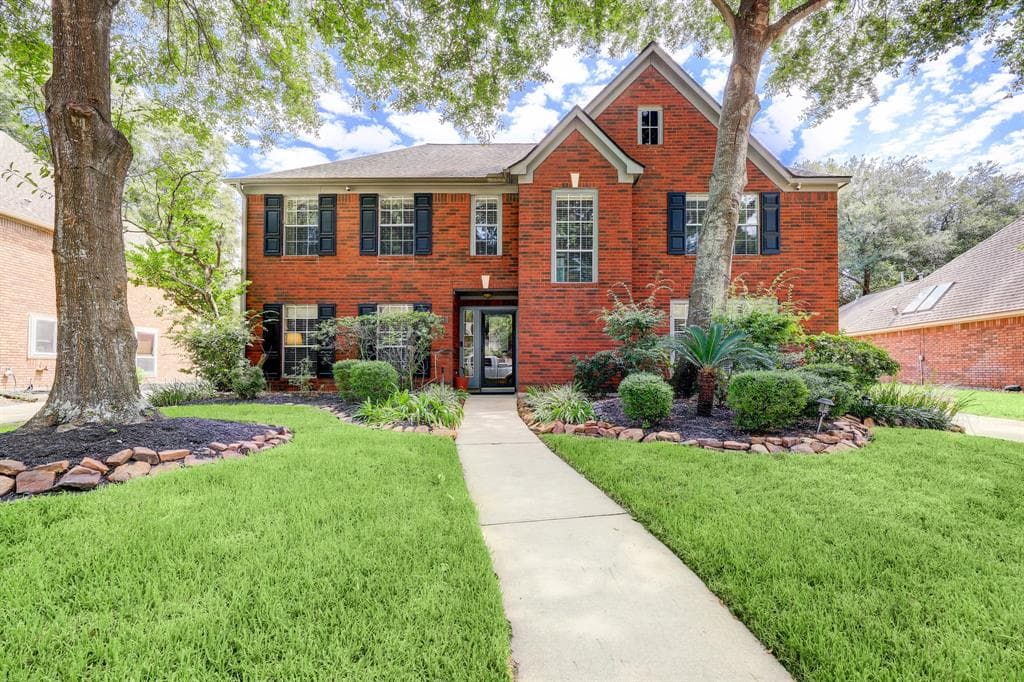 3314 Cedar Village Dr