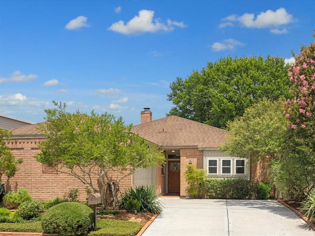 2211 Paso Rello Dr