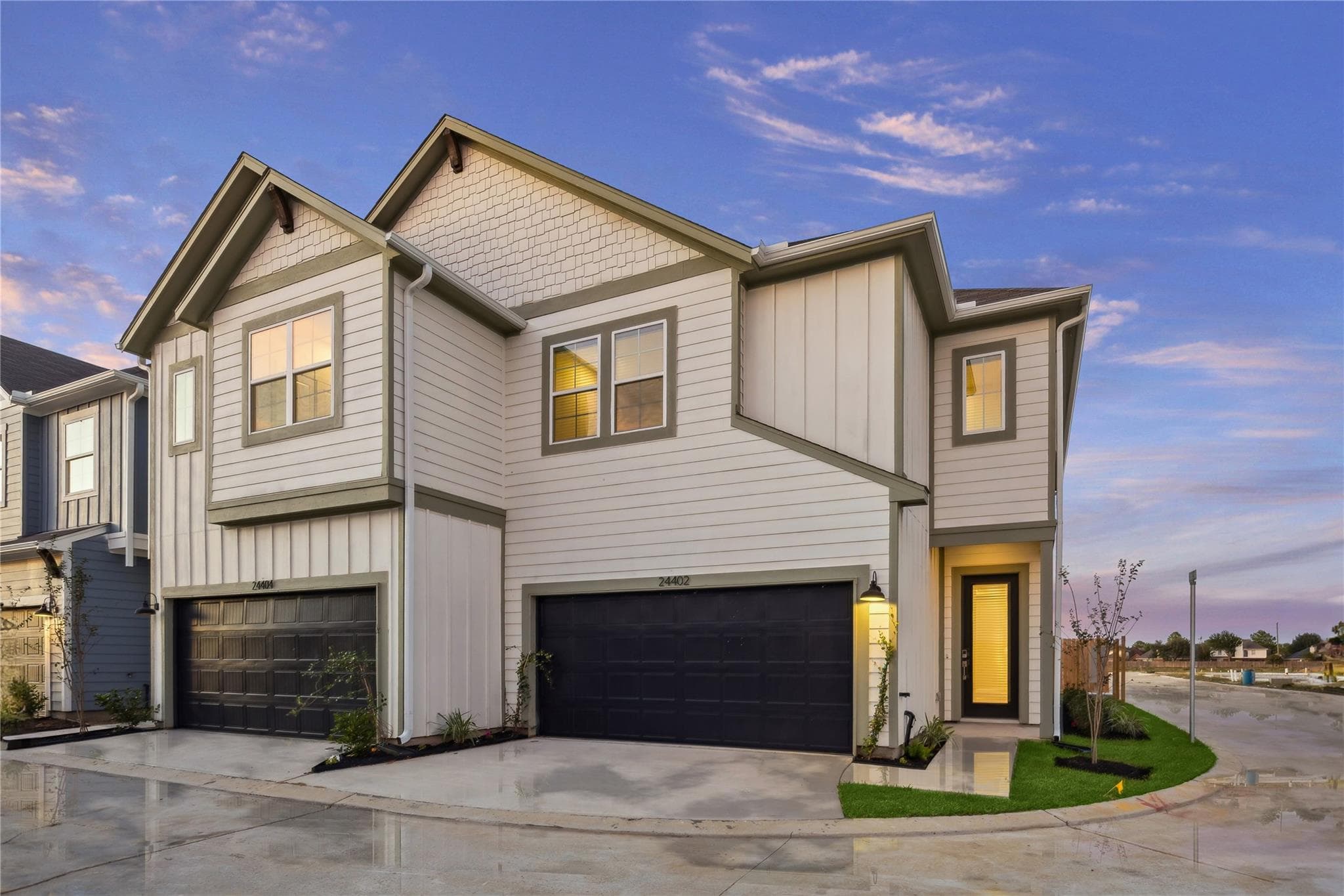 1504 Colonial Crest Dr
