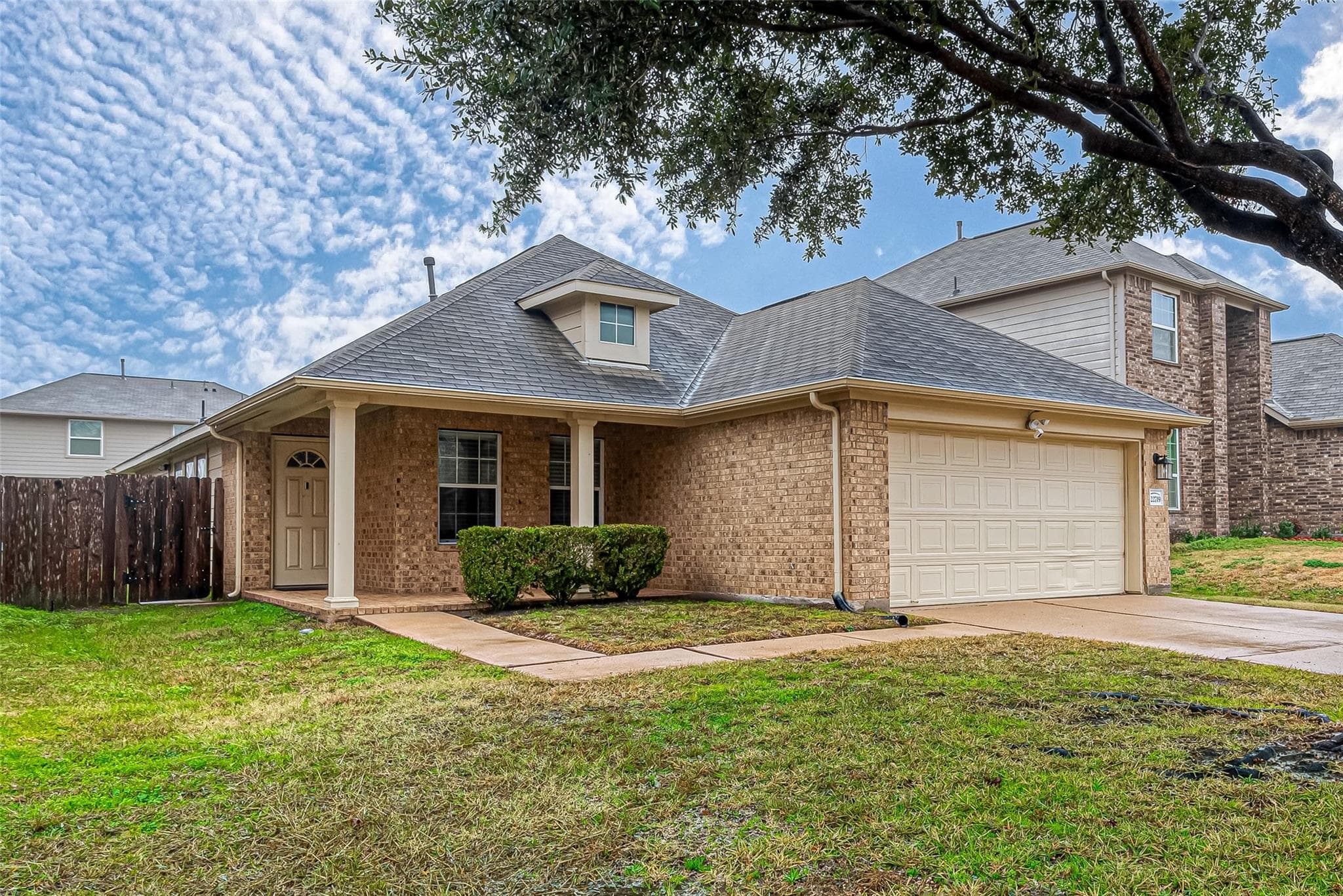 22719 Highland Bluff Ln