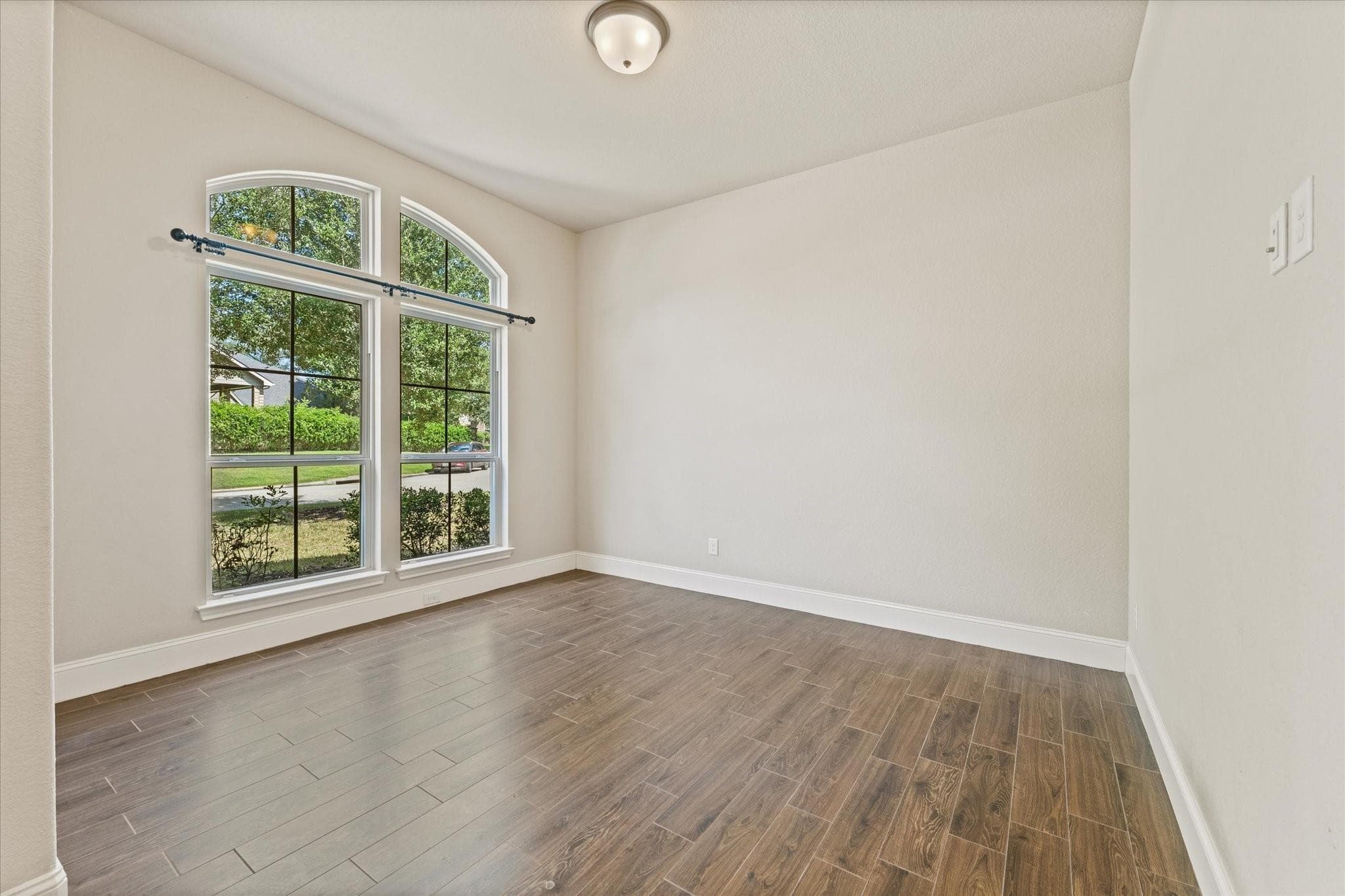 Gallery image 4