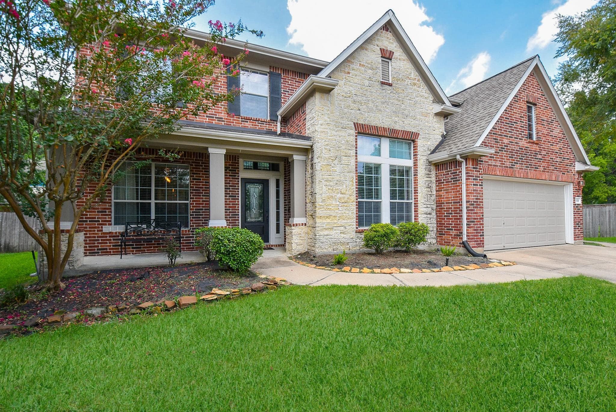 Main property image