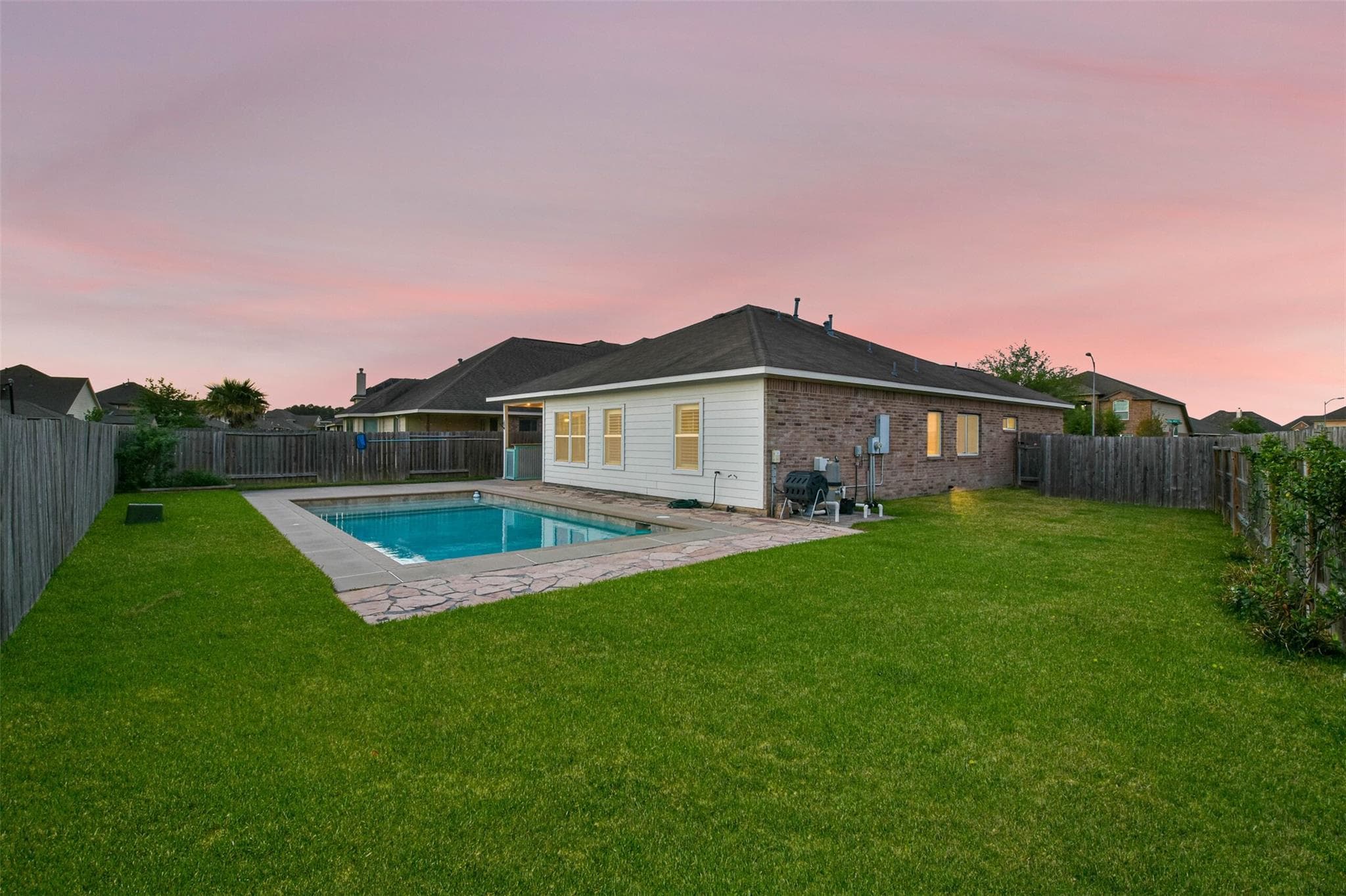 18503 Royal Mist Ln
