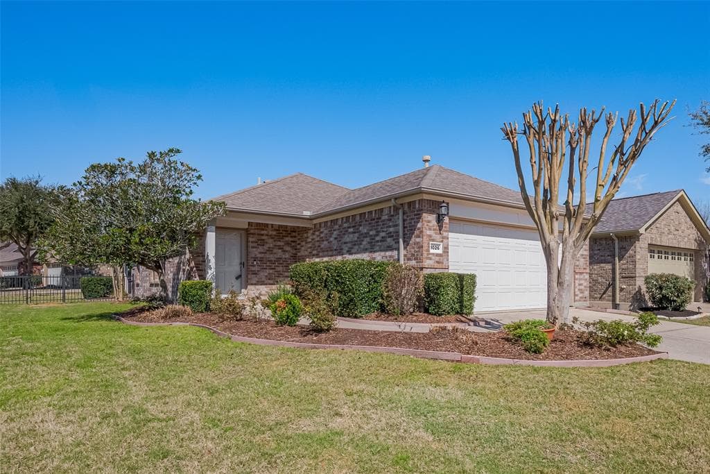 1026 Oleander Way
