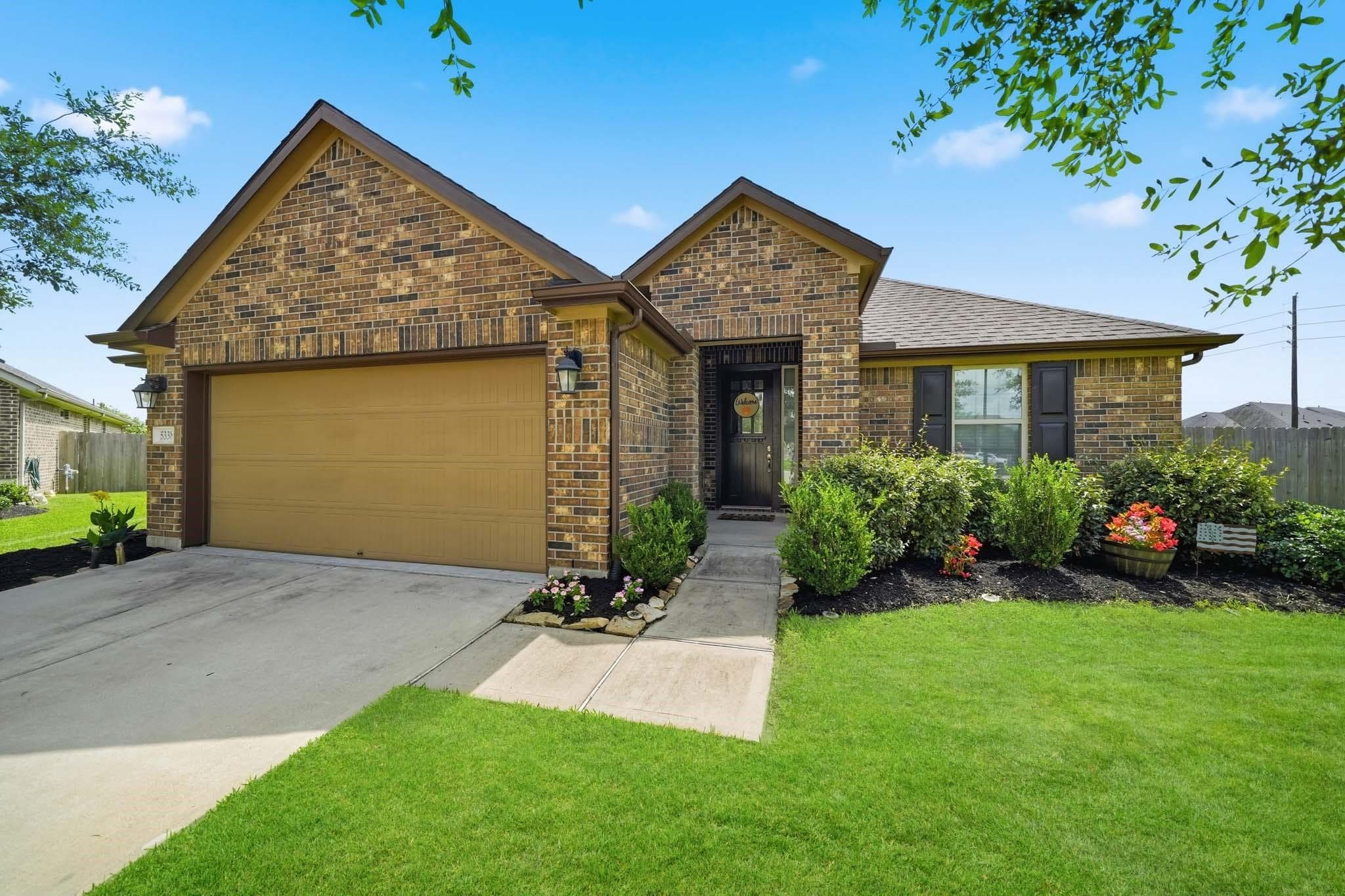 5338 Regal Gem Ln