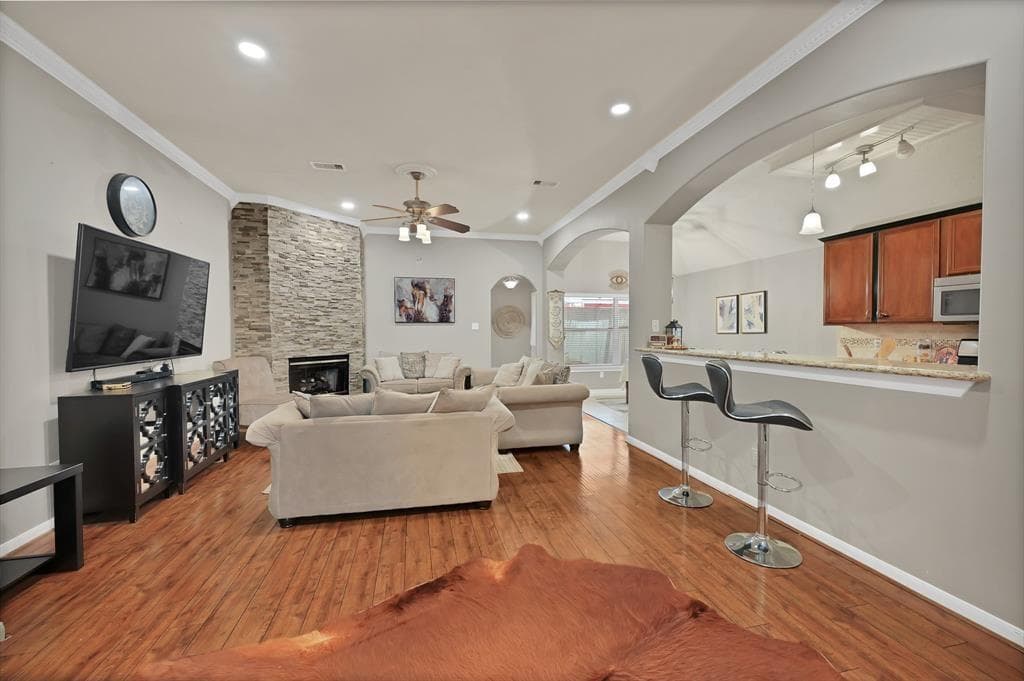 Gallery image 4
