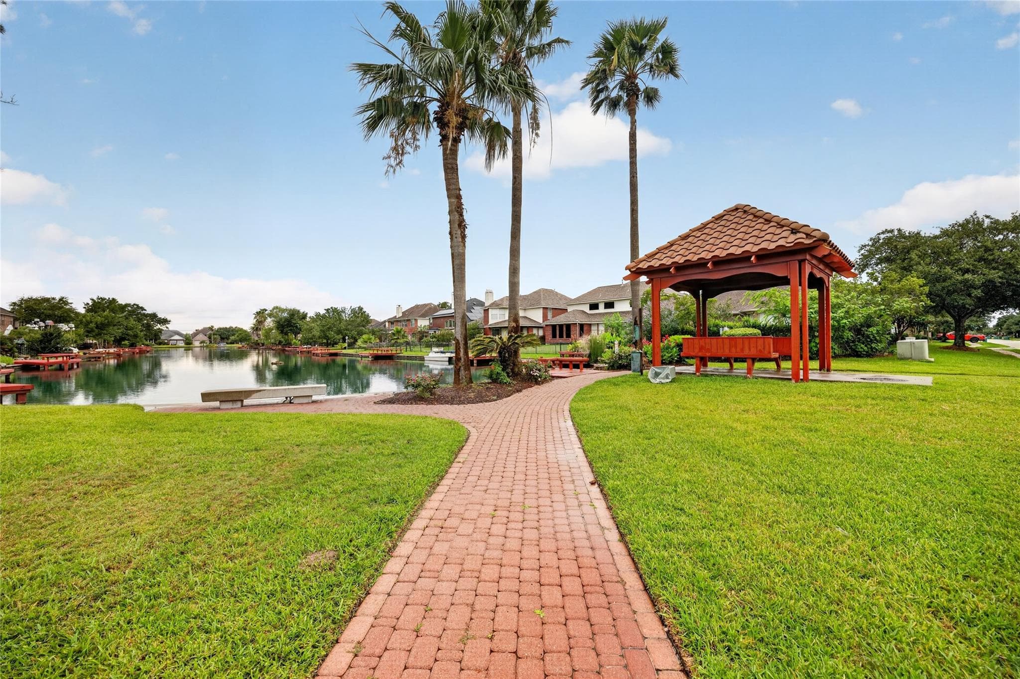 9910 Ripple Lake Dr