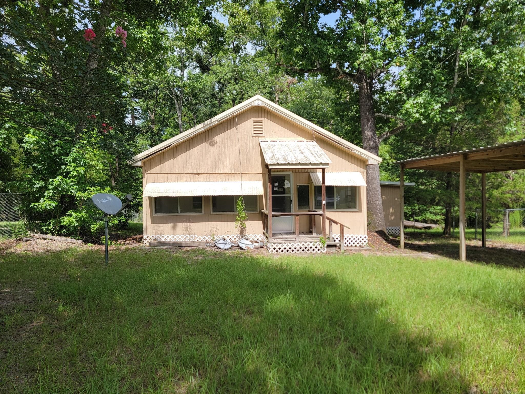156 White Oak Cir