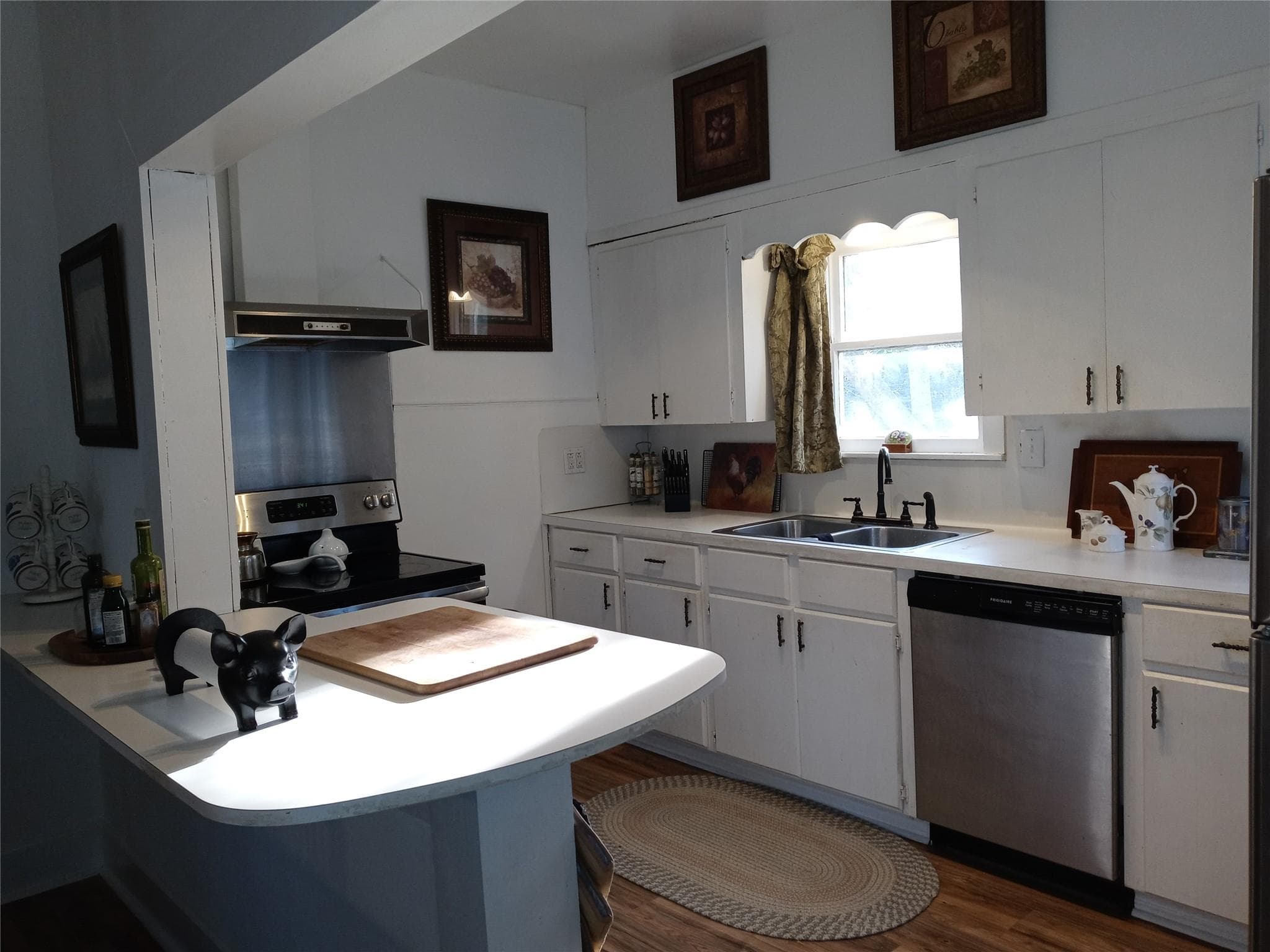 Gallery image 3