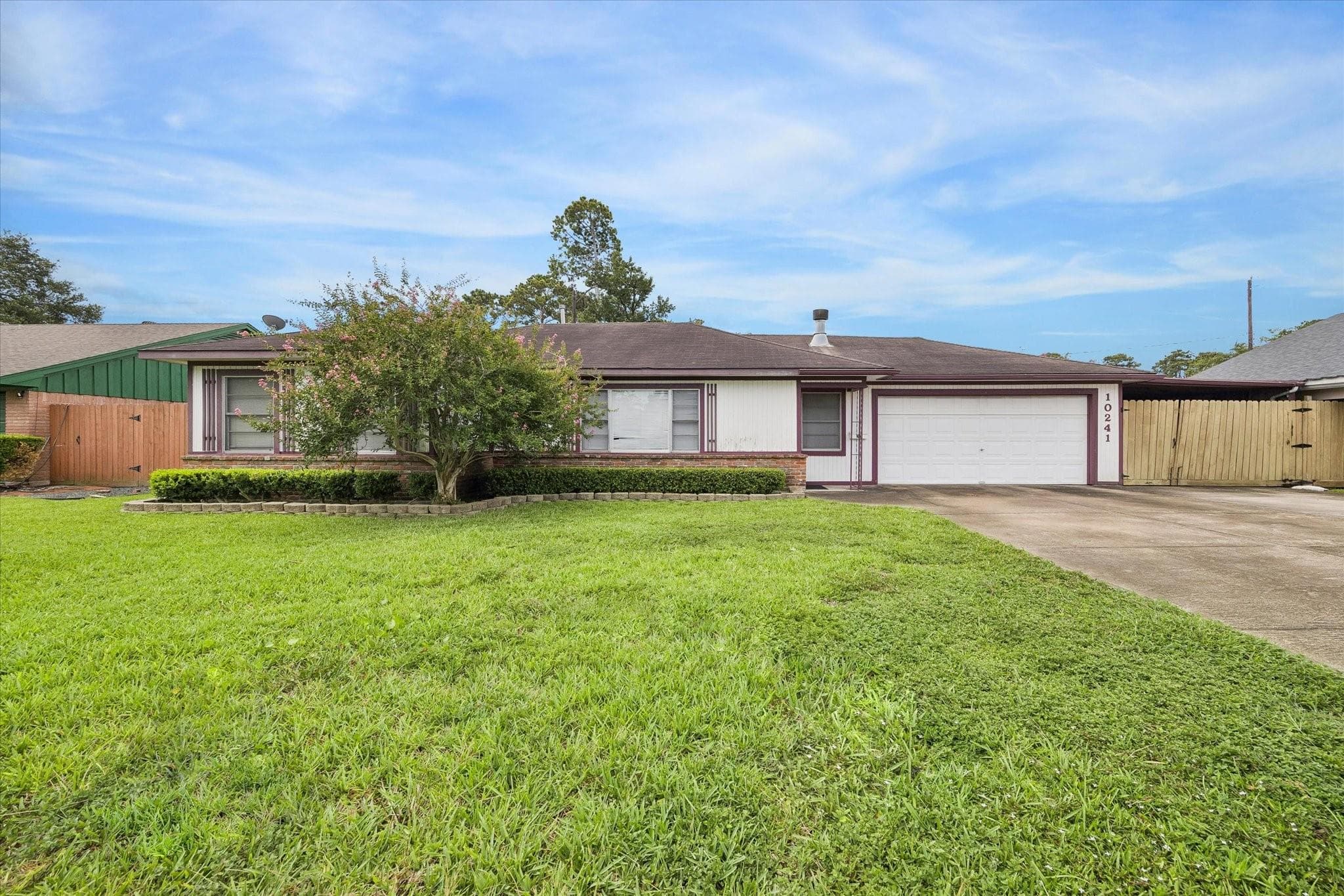 10241 Moorberry Ln