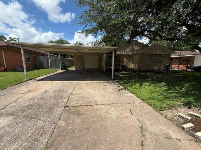 402 Dunwick Ln