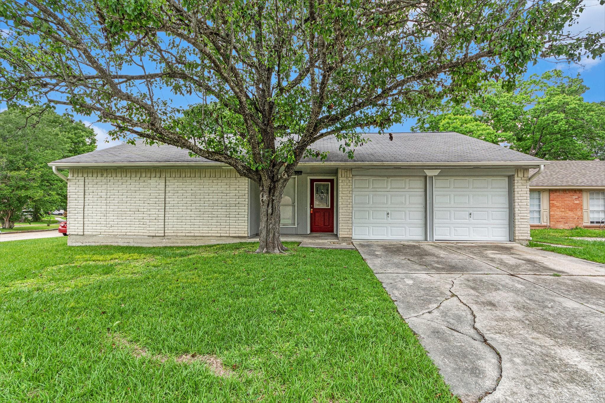 6419 Barrygate Dr