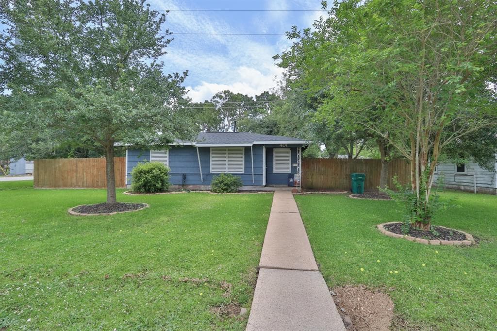 401 Chip St