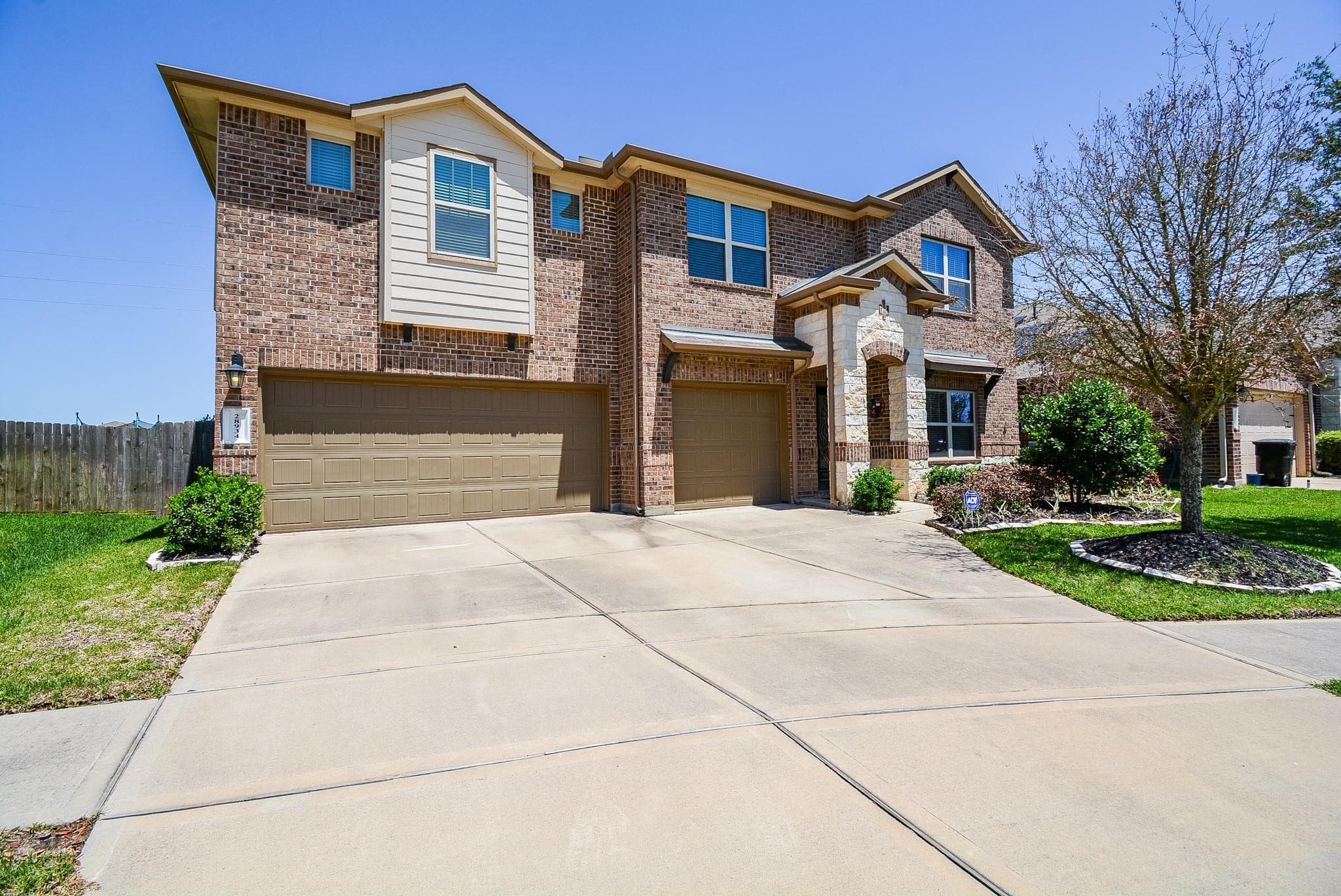 Main property image
