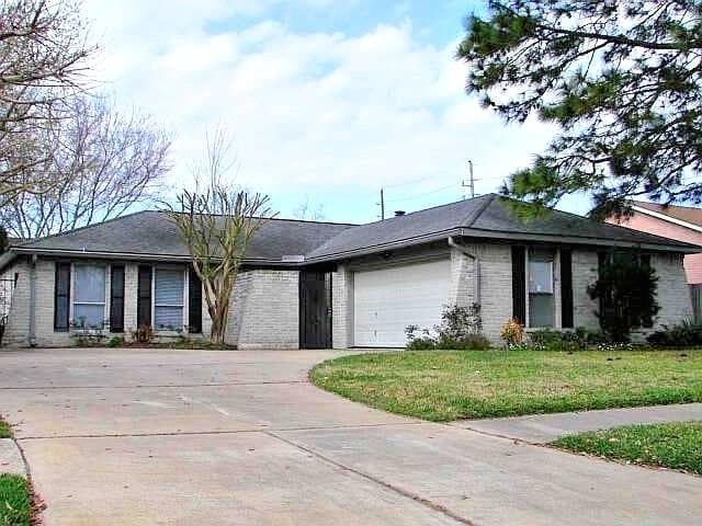 310 Gentilly Dr